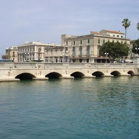 Ortigia Giuliana *